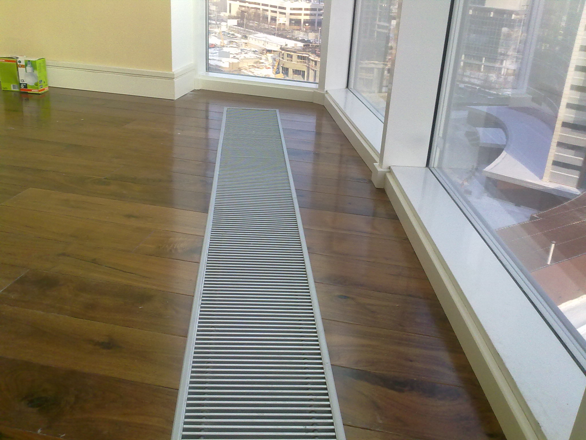 Аэродинамика принудительного обдува: как вентиляторы увеличивают теплосъём в 2-2,5 раза при тех же габаритах